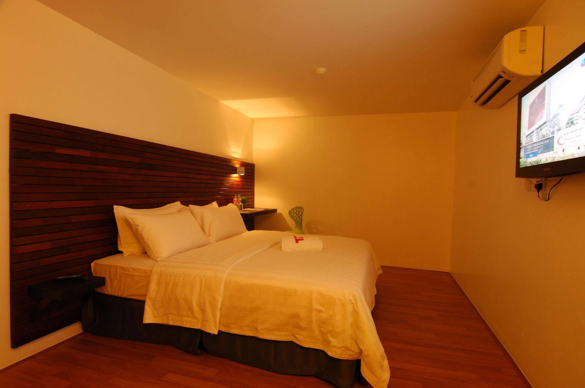 T+ Hotel Sungai Petani Dış mekan fotoğraf