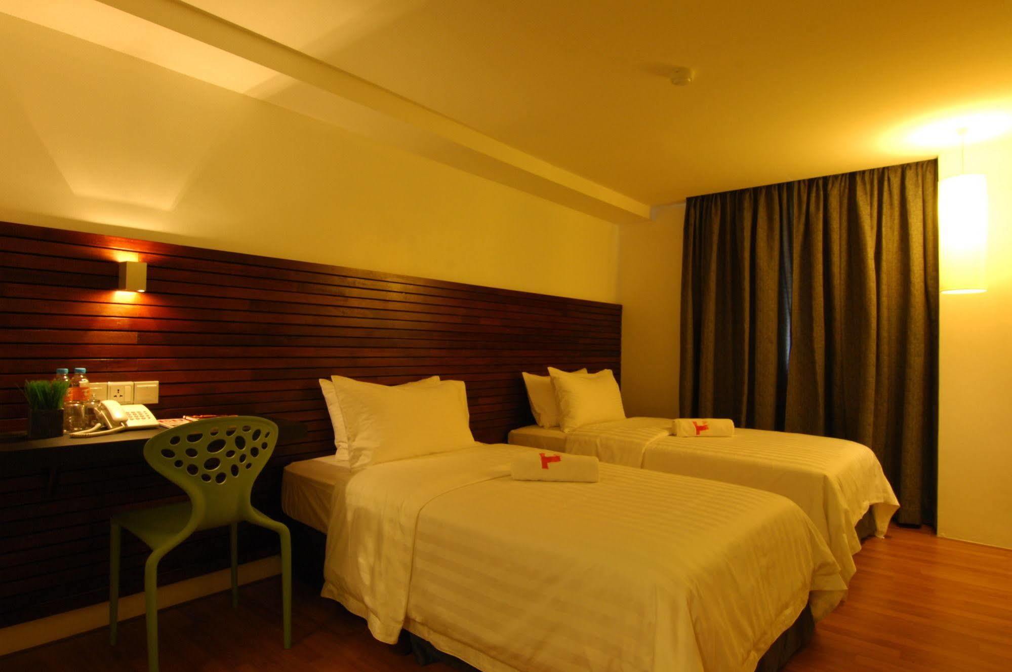 T+ Hotel Sungai Petani Dış mekan fotoğraf